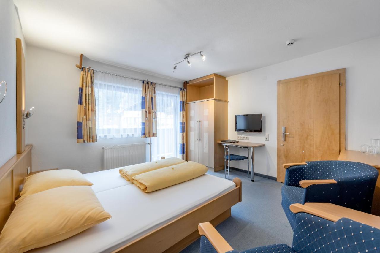 Seehüter's Hotel Seerose Oetz Buitenkant foto