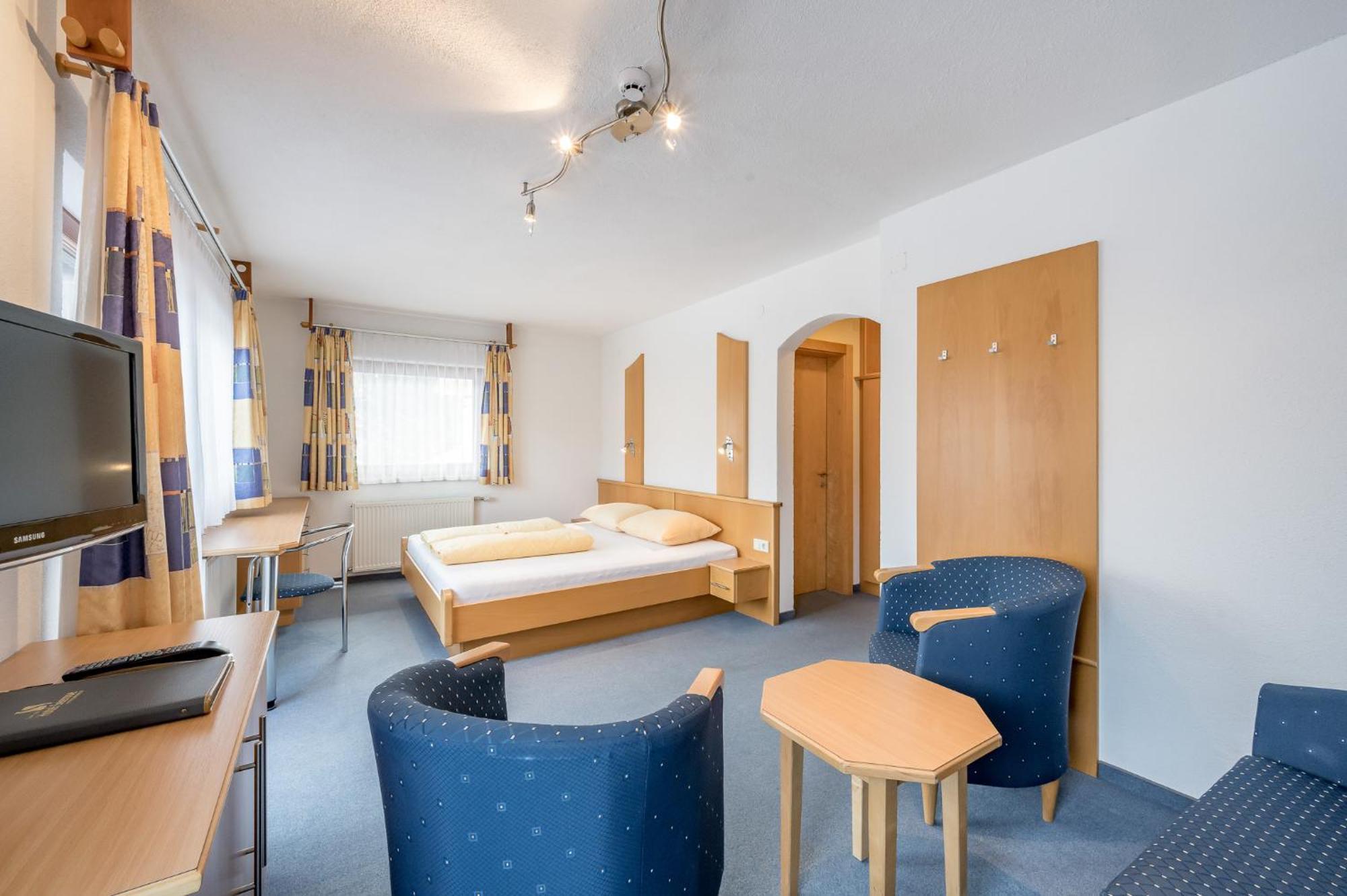 Seehüter's Hotel Seerose Oetz Kamer foto