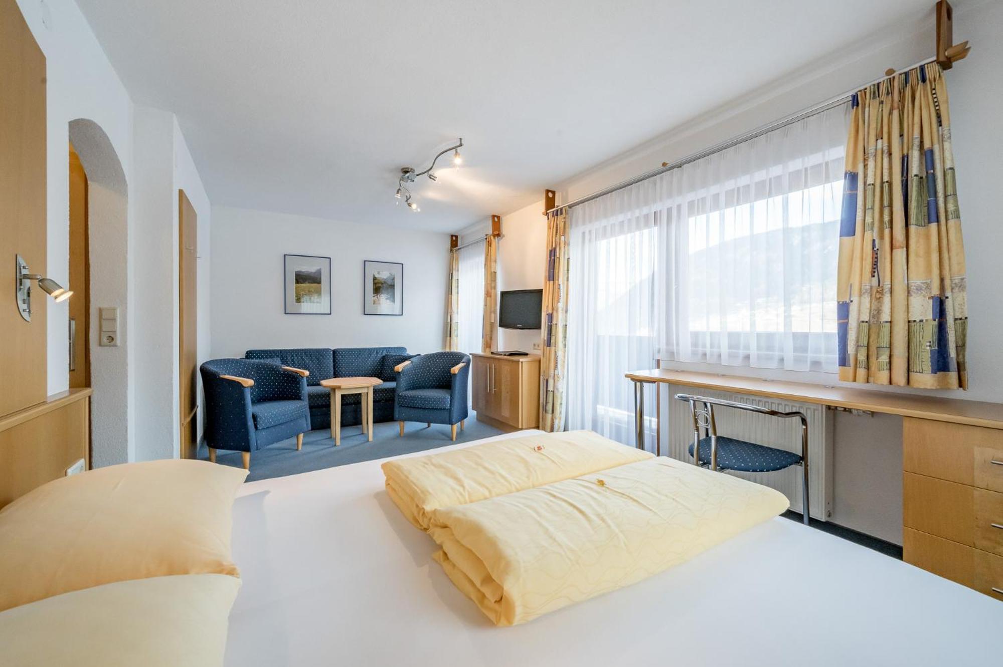Seehüter's Hotel Seerose Oetz Kamer foto