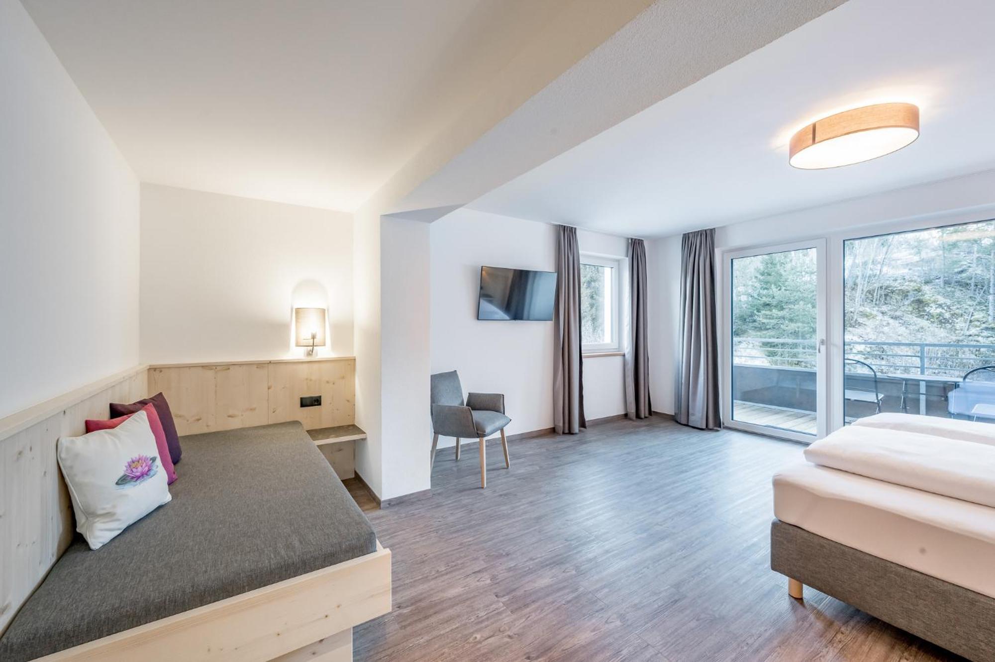 Seehüter's Hotel Seerose Oetz Kamer foto